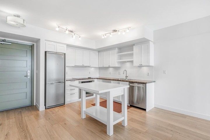 Photo 13 at PH802 - 2228 W Broadway, Kitsilano, Vancouver West