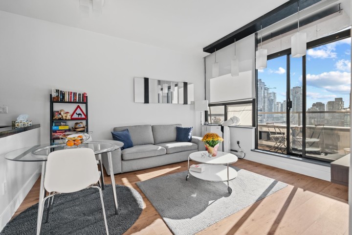 Photo 12 at 910 - 1010 Howe Street, Downtown VW, Vancouver West