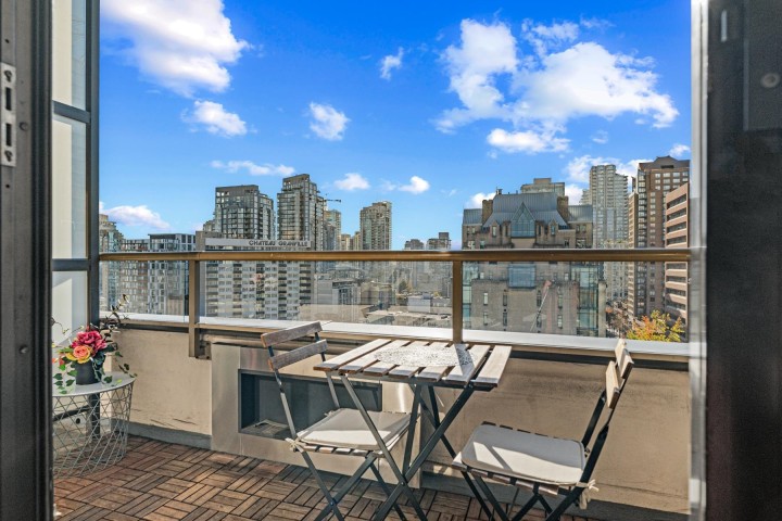 Photo 8 at 910 - 1010 Howe Street, Downtown VW, Vancouver West