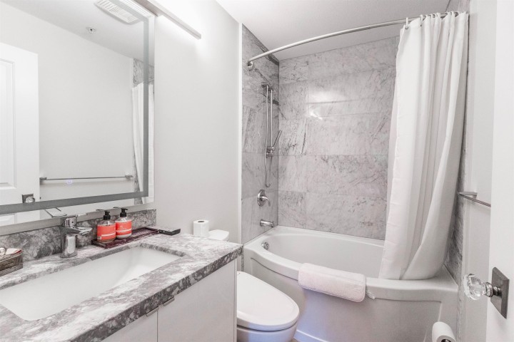 Photo 12 at 104 - 4883 Maclure Mews, Quilchena, Vancouver West