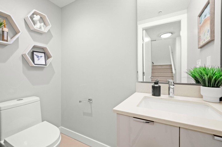 Photo 16 at TH8 - 108 E 8th Street, Central Lonsdale, North Vancouver