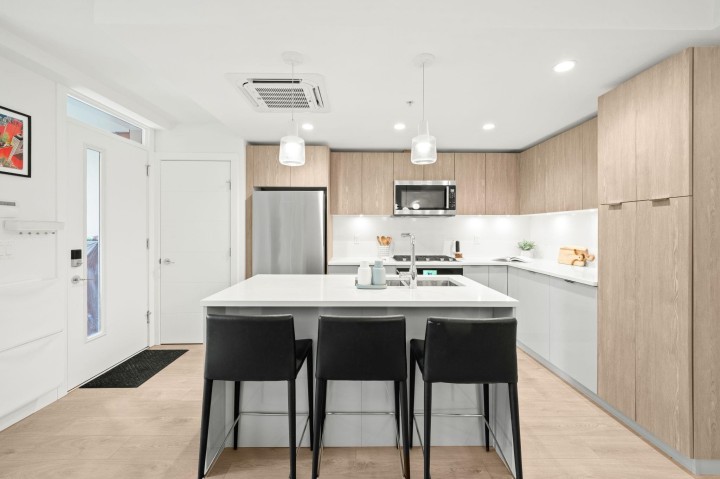 Photo 11 at TH8 - 108 E 8th Street, Central Lonsdale, North Vancouver