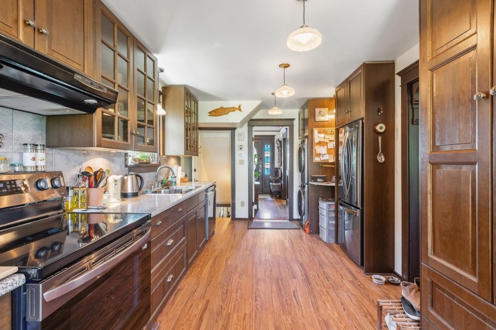 Photo 16 at 234 W Windsor Road, Upper Lonsdale, North Vancouver