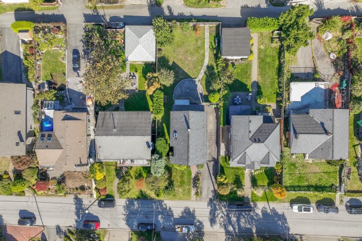 Photo 37 at 234 W Windsor Road, Upper Lonsdale, North Vancouver