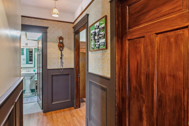 Photo 19 at 234 W Windsor Road, Upper Lonsdale, North Vancouver