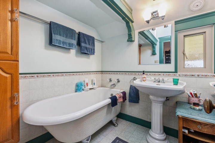 Photo 25 at 234 W Windsor Road, Upper Lonsdale, North Vancouver