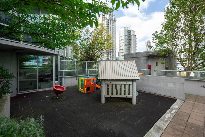 Photo 38 at 2306 - 833 Homer Street, Downtown VW, Vancouver West