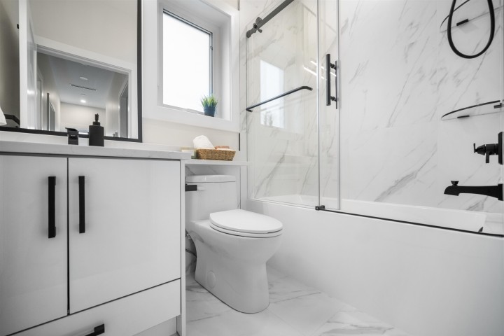 Photo 12 at 1 - 5378 Culloden Street, Knight, Vancouver East