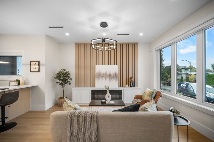 Photo 4 at 1 - 5378 Culloden Street, Knight, Vancouver East