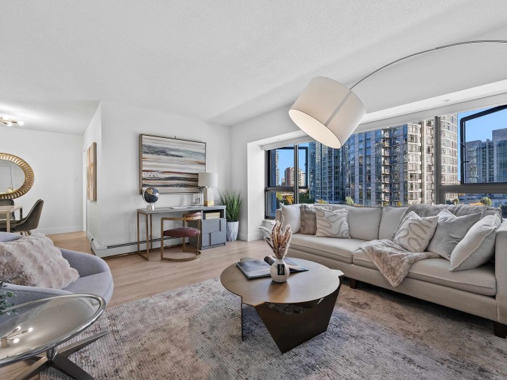 Photo 4 at 602 - 1177 Pacific Boulevard, Yaletown, Vancouver West