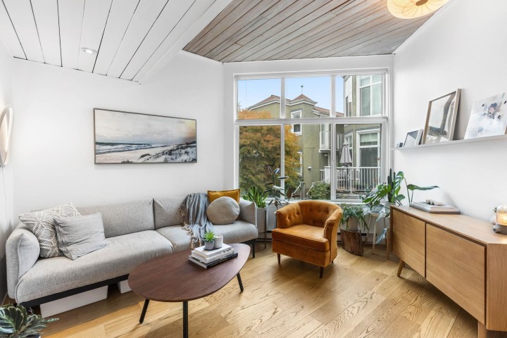 Photo 1 at 212 - 1045 W 8th Avenue, Fairview VW, Vancouver West