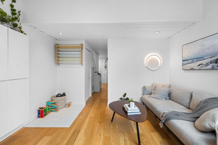 Photo 5 at 212 - 1045 W 8th Avenue, Fairview VW, Vancouver West