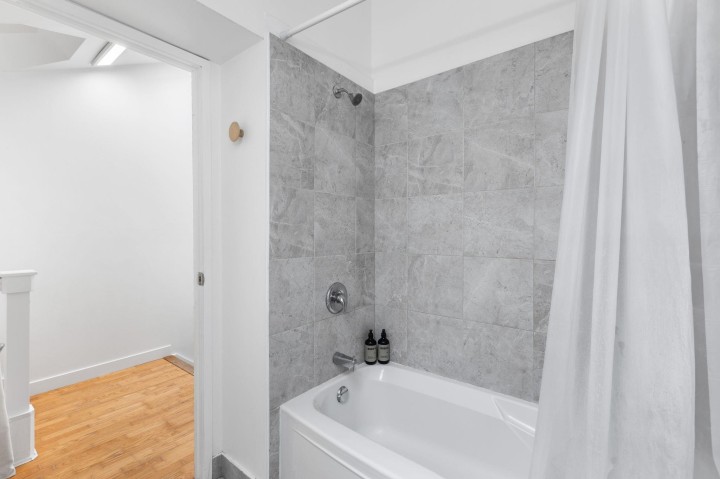 Photo 20 at 212 - 1045 W 8th Avenue, Fairview VW, Vancouver West