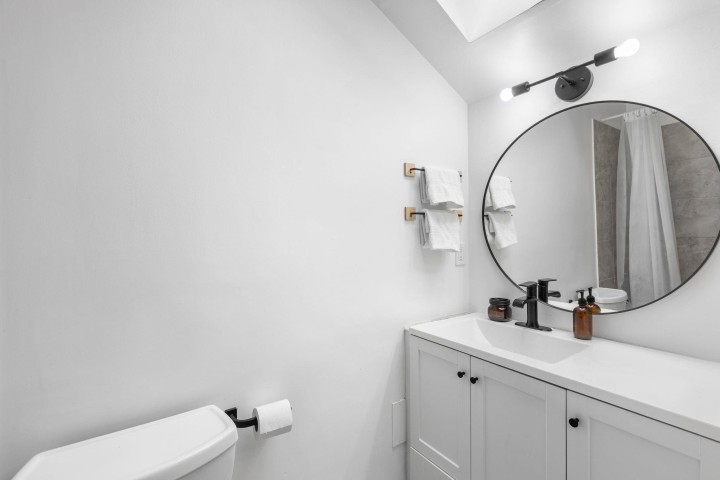 Photo 19 at 212 - 1045 W 8th Avenue, Fairview VW, Vancouver West