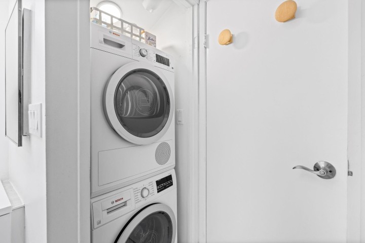 Photo 21 at 212 - 1045 W 8th Avenue, Fairview VW, Vancouver West