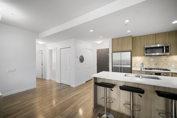 Photo 6 at 214 - 3289 Riverwalk Avenue, South Marine, Vancouver East