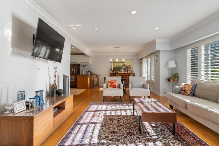 Photo 2 at 744 Kilkeel Place, Delbrook, North Vancouver