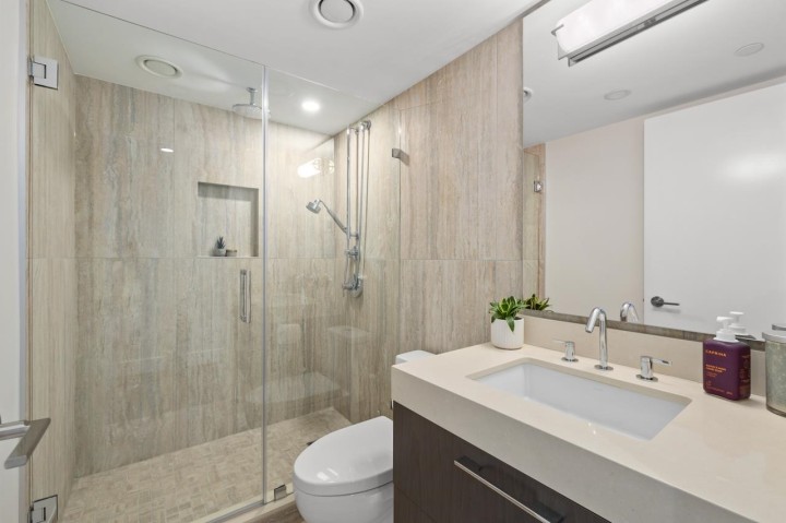 Photo 22 at 201 - 499 Pacific Street, Yaletown, Vancouver West