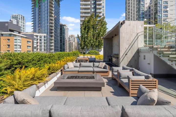 Photo 29 at 201 - 499 Pacific Street, Yaletown, Vancouver West