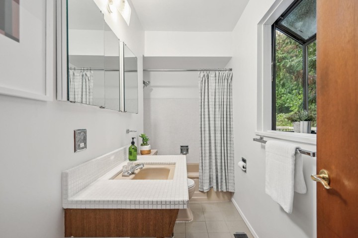 Photo 27 at 2174 Hoskins Road, Westlynn Terrace, North Vancouver