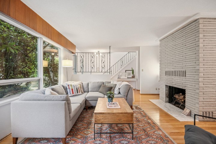 Photo 3 at 2174 Hoskins Road, Westlynn Terrace, North Vancouver