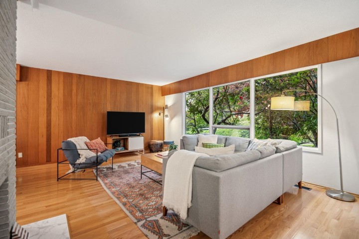 Photo 5 at 2174 Hoskins Road, Westlynn Terrace, North Vancouver