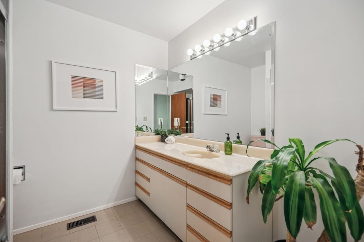 Photo 25 at 2174 Hoskins Road, Westlynn Terrace, North Vancouver