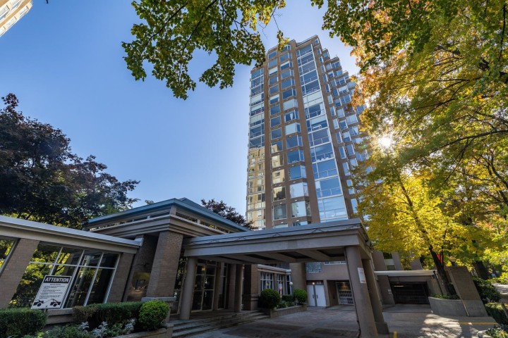 Photo 36 at 1302 - 2668 Ash Street, Fairview VW, Vancouver West