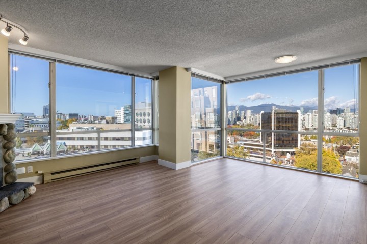 Photo 9 at 1302 - 2668 Ash Street, Fairview VW, Vancouver West