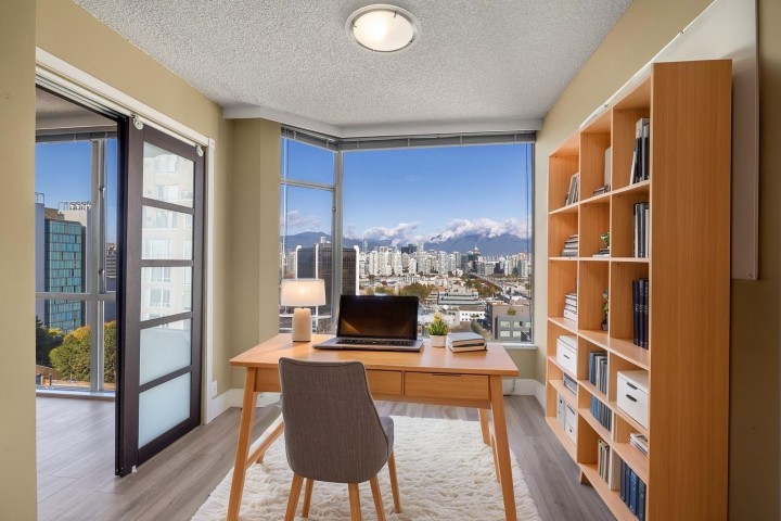 Photo 11 at 1302 - 2668 Ash Street, Fairview VW, Vancouver West