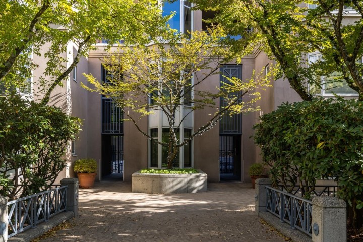 Photo 31 at 1302 - 2668 Ash Street, Fairview VW, Vancouver West