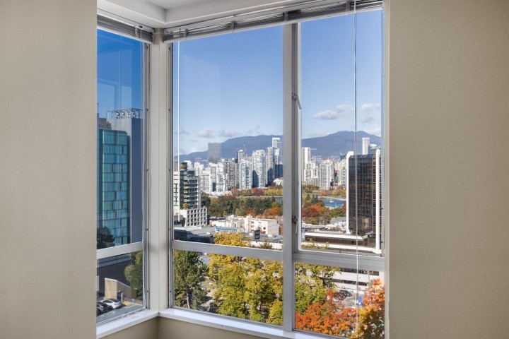 Photo 21 at 1302 - 2668 Ash Street, Fairview VW, Vancouver West