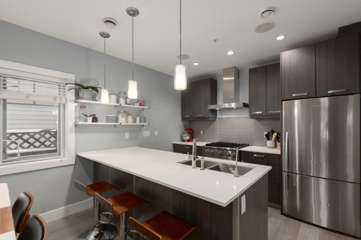 Photo 10 at 1082 E 10th Avenue, Mount Pleasant VE, Vancouver East