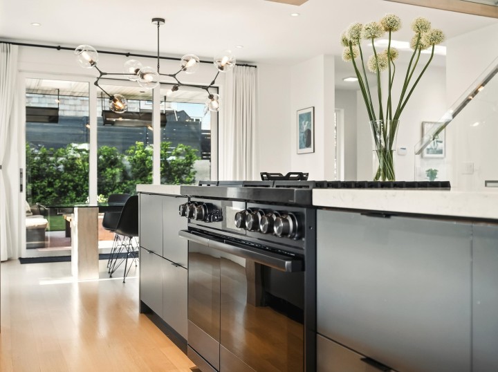 Photo 7 at 452 E 4th Street, Lower Lonsdale, North Vancouver