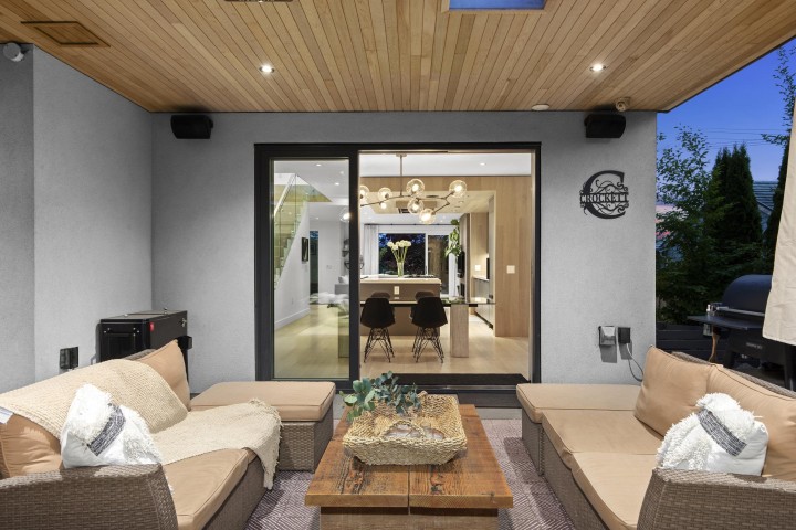 Photo 14 at 452 E 4th Street, Lower Lonsdale, North Vancouver