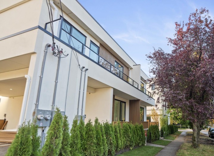 Photo 3 at 1 - 8226 Adera Street, S.W. Marine, Vancouver West