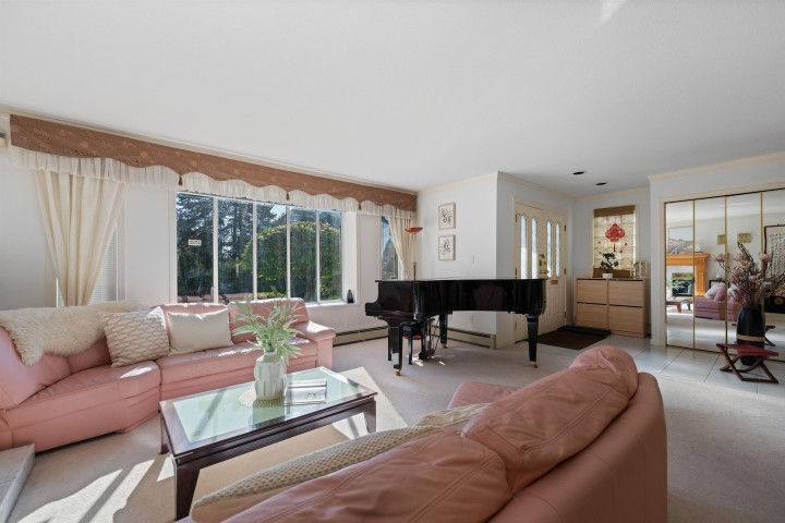 Photo 6 at 2133 W 49th Avenue, Kerrisdale, Vancouver West