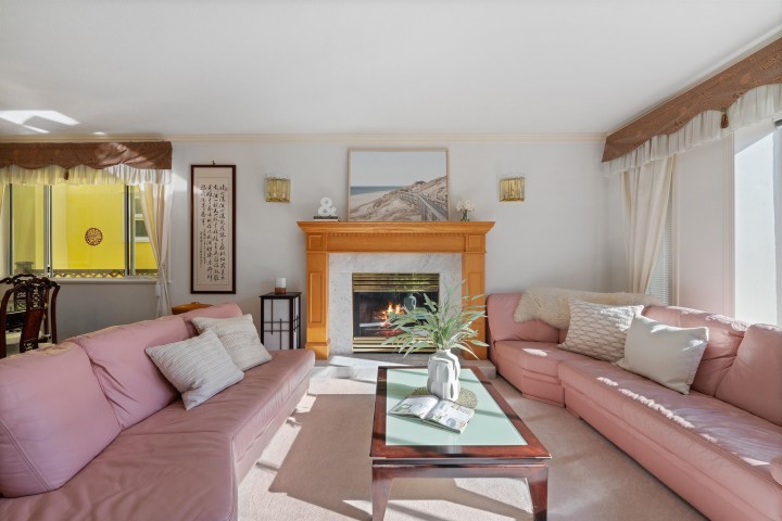 Photo 3 at 2133 W 49th Avenue, Kerrisdale, Vancouver West