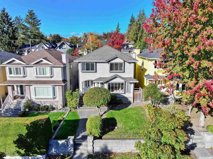 Photo 1 at 2133 W 49th Avenue, Kerrisdale, Vancouver West
