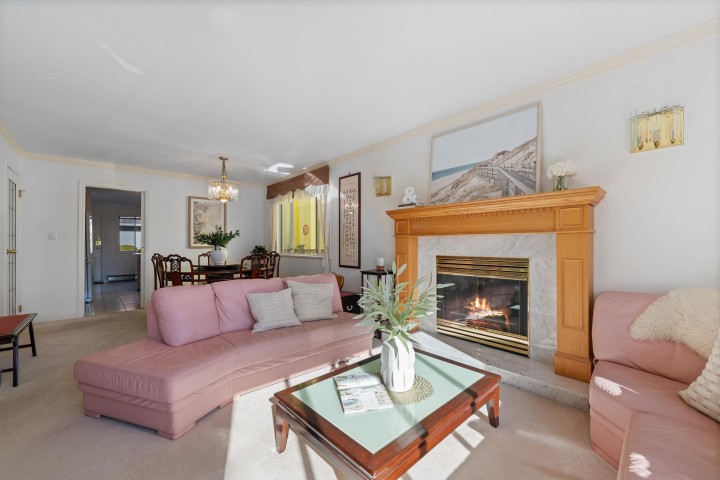 Photo 5 at 2133 W 49th Avenue, Kerrisdale, Vancouver West