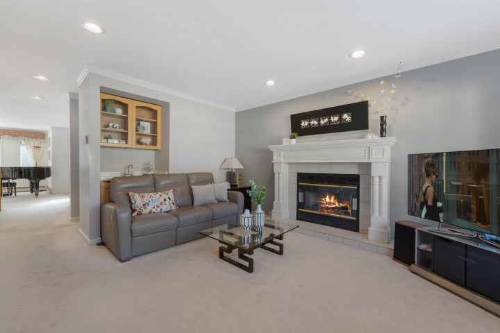 Photo 11 at 2133 W 49th Avenue, Kerrisdale, Vancouver West