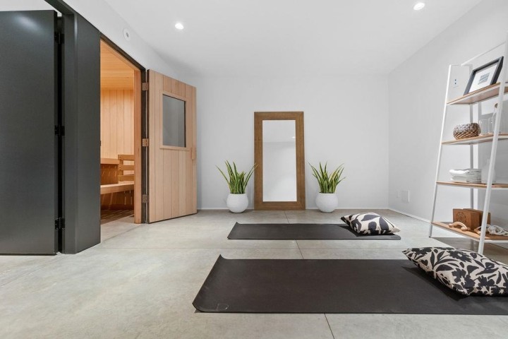 Photo 27 at 4166 Rose Crescent, Sandy Cove, West Vancouver