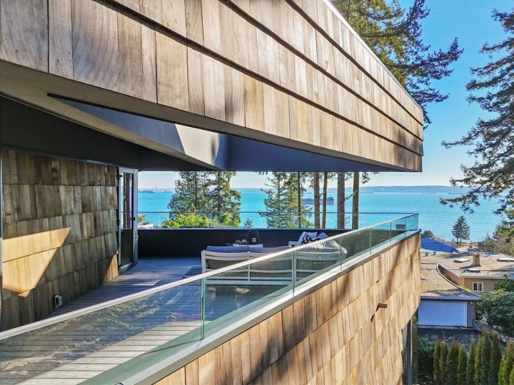 Photo 4 at 4166 Rose Crescent, Sandy Cove, West Vancouver