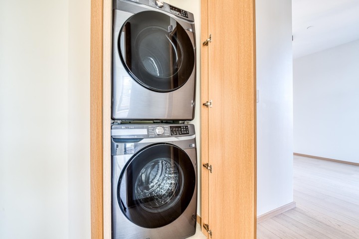 Photo 20 at 966 E 55th Avenue, South Vancouver, Vancouver East