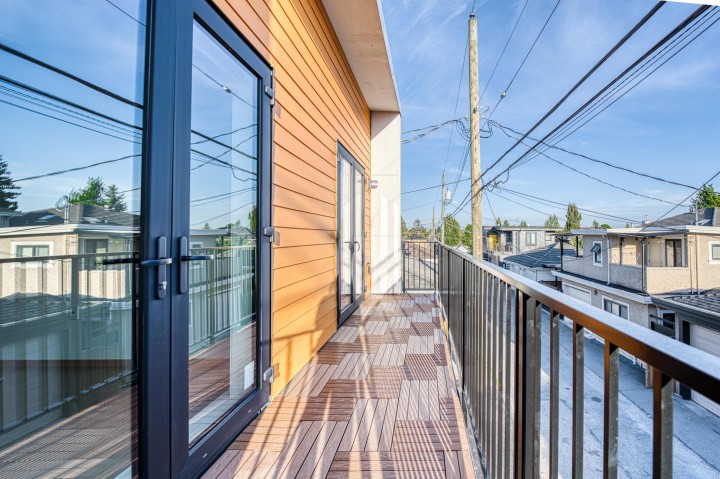 Photo 21 at 966 E 55th Avenue, South Vancouver, Vancouver East