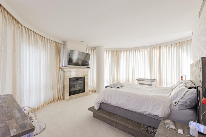 Photo 30 at 2302 - 323 Jervis Street, Coal Harbour, Vancouver West