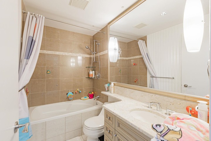 Photo 25 at 2302 - 323 Jervis Street, Coal Harbour, Vancouver West