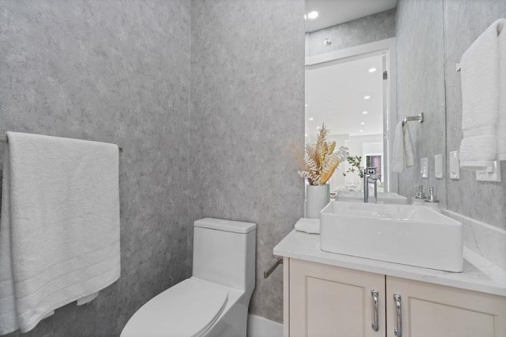 Photo 23 at 1 - 2447 E 41st Avenue, Collingwood VE, Vancouver East