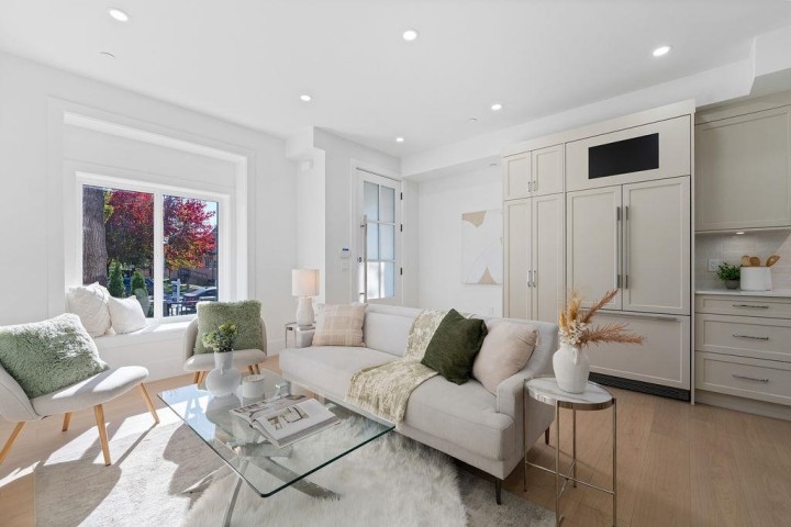 Photo 6 at 1 - 2447 E 41st Avenue, Collingwood VE, Vancouver East