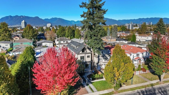 Photo 39 at 1 - 2447 E 41st Avenue, Collingwood VE, Vancouver East